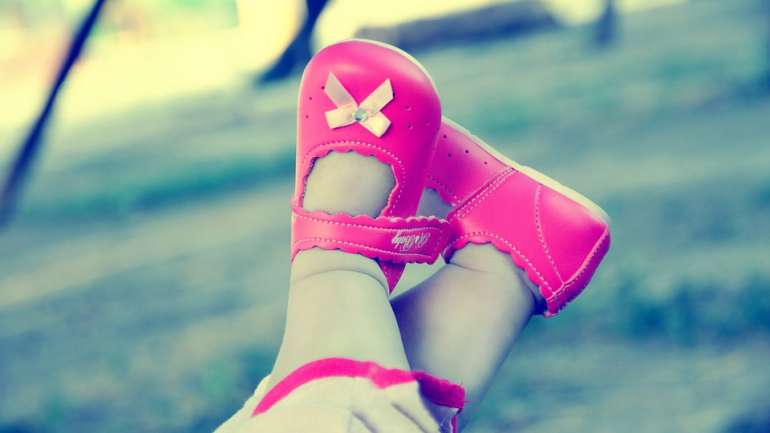 sepatu anak